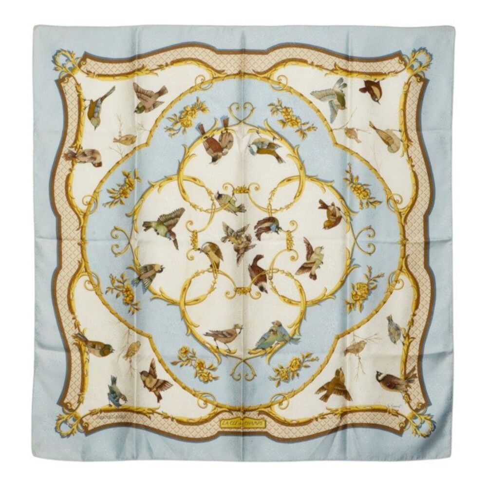 Hermes Carre90 LA CLE des CHAMPS Silk Scarf